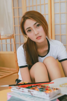 青田典子